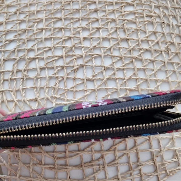 Multi colored long wallet - Picture 2 of 5